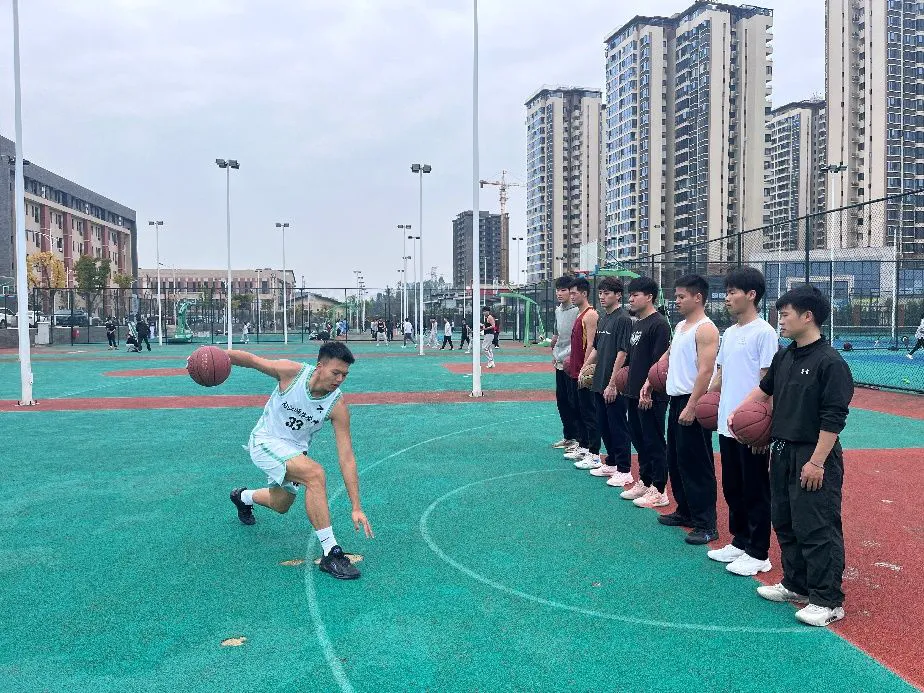 篮球训练计划表一周一次怎么写的啊_1